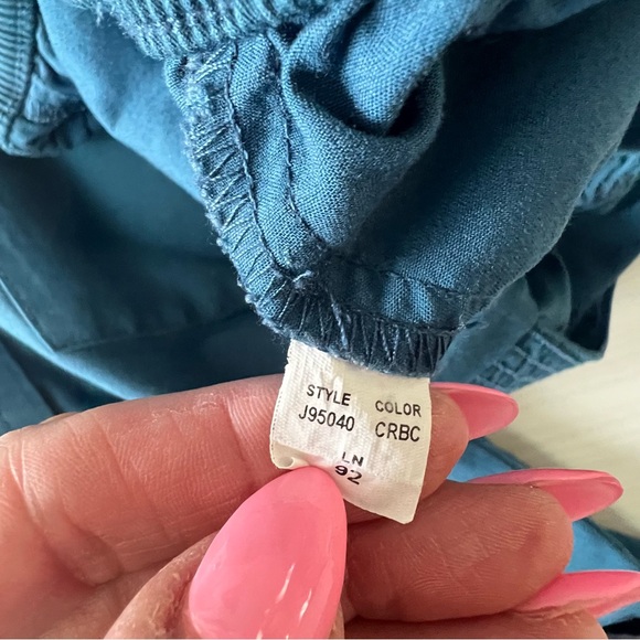 Jaanuu scrub pants size small - Picture 3 of 7